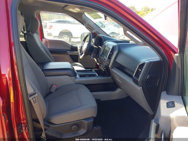43506169 :رقم المزاد ، 1FTEW1EP8HFC82512 vin ، 2017 Ford F-150 Xlt مزاد بيع