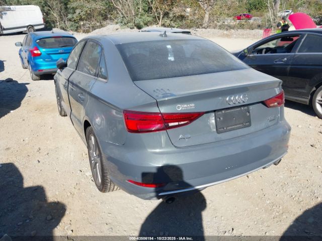 2017 AUDI A3 WAUB8GFF8H1026256 Photo 2