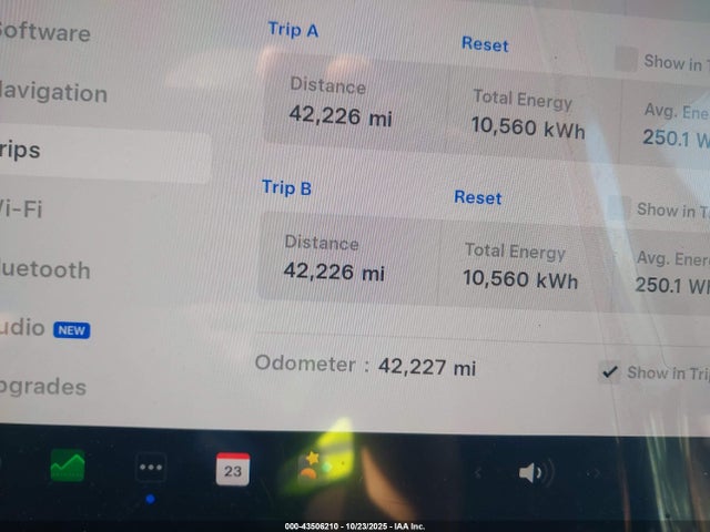 Tesla Model Y 2023 7SAYGDEE3PF603839 Image 15