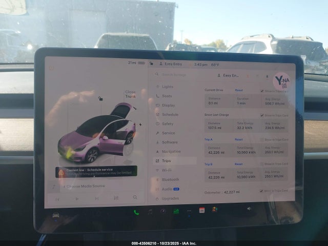Tesla Model Y 2023 7SAYGDEE3PF603839 Image 18