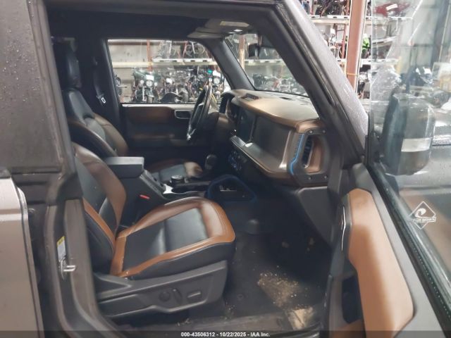 2023 FORD BRONCO 1FMDE5BH7PLB81539 Photo 4