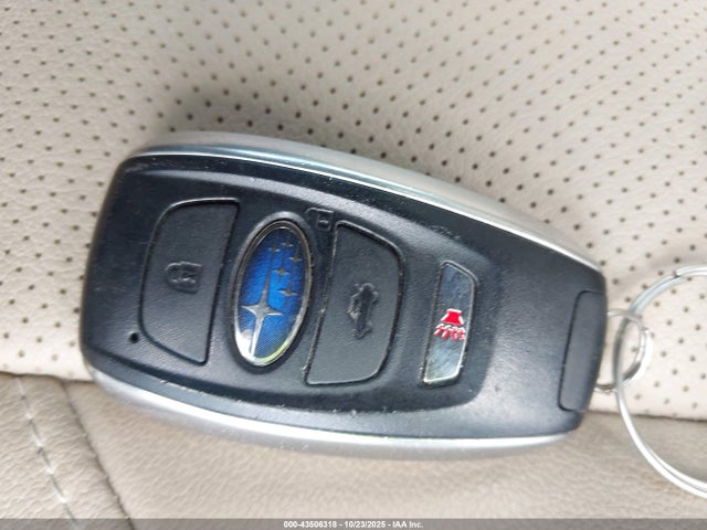 43506318 :رقم المزاد ، 4S3BNBN65G3053157 vin ، 2016 Subaru Legacy 2.5i Limited مزاد بيع