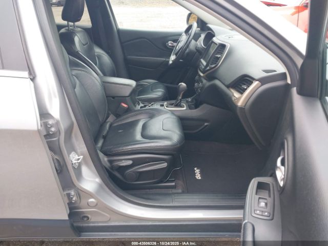 2016 JEEP CHEROKEE 1C4PJMDB4GW321030 Photo 4