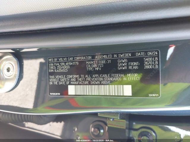 2024 VOLVO XC60 YV4L12RL4R1941779 Photo 8