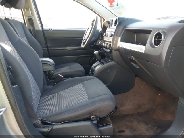 2015 JEEP COMPASS 1C4NJCBA8FD284795 Photo 4