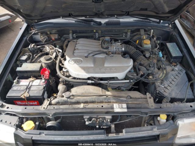 2001 INFINITI QX4 JNRDR09X01W203539 Photo 9