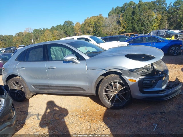 WP1AA2A53PLB18655 Porsche Macan T