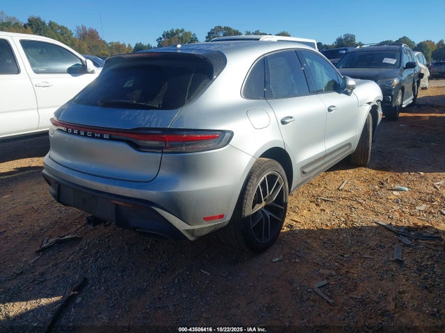 2023 PORSCHE MACAN WP1AA2A53PLB18655 Photo 3