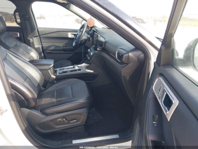 2020 FORD EXPLORER 1FMSK7FH5LGB65560 Photo 4