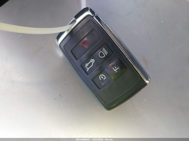 2019 JAGUAR E-PACE SADFK2FX5K1Z63563 Photo 10