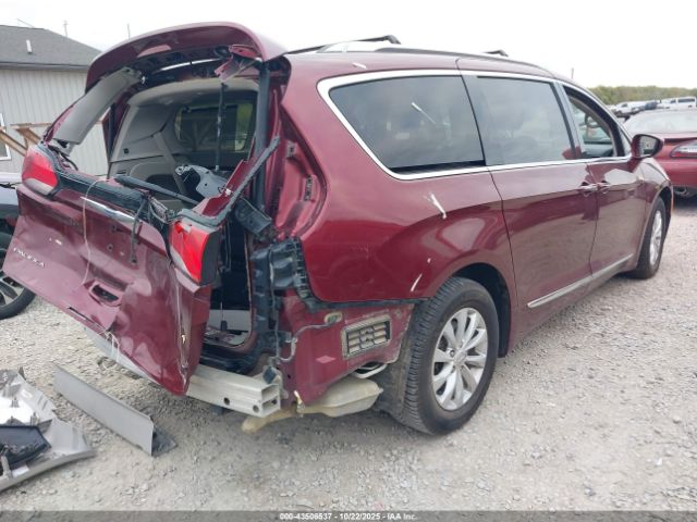 2018 CHRYSLER PACIFICA 2C4RC1EG4JR289613 Photo 3