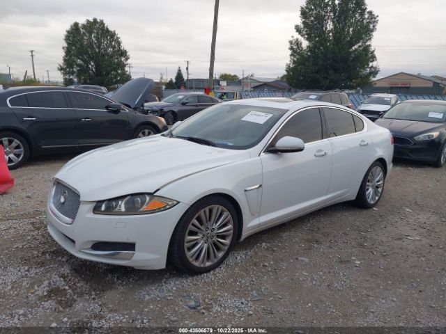 2012 JAGUAR XF SAJWA0HB6CLS53812 Photo 1