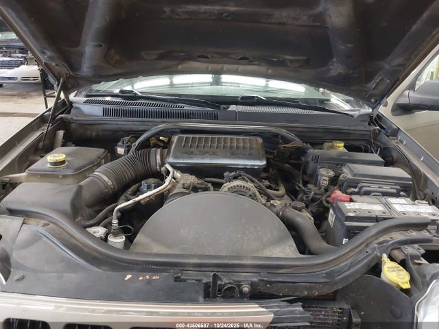 2005 JEEP GRAND CHEROKEE 1J4HR48N45C697611 Photo 9