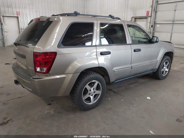 2005 JEEP GRAND CHEROKEE 1J4HR48N45C697611 Photo 3