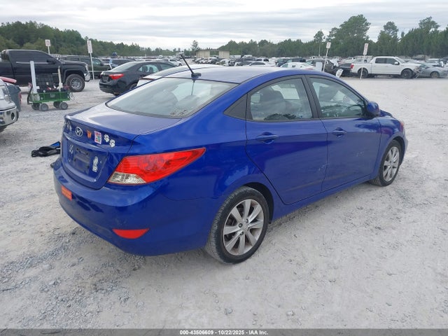 2013 HYUNDAI ACCENT KMHCU4AE1DU453668 Photo 3