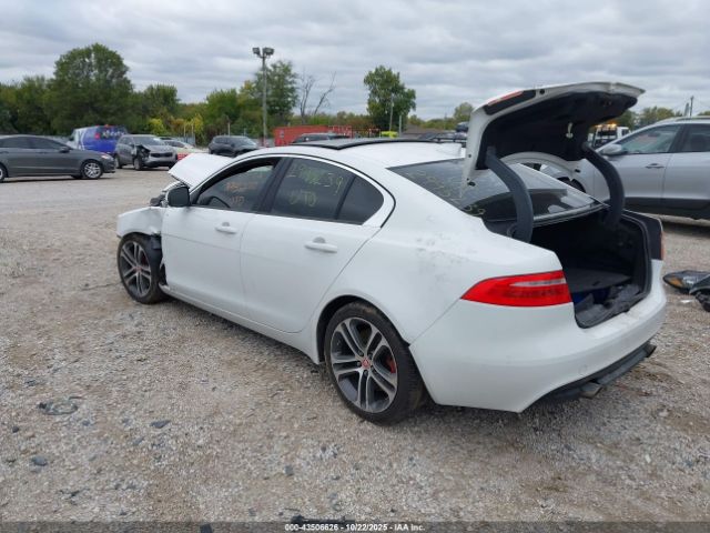 2017 JAGUAR XE SAJAJ4BV6HA956270 Photo 2