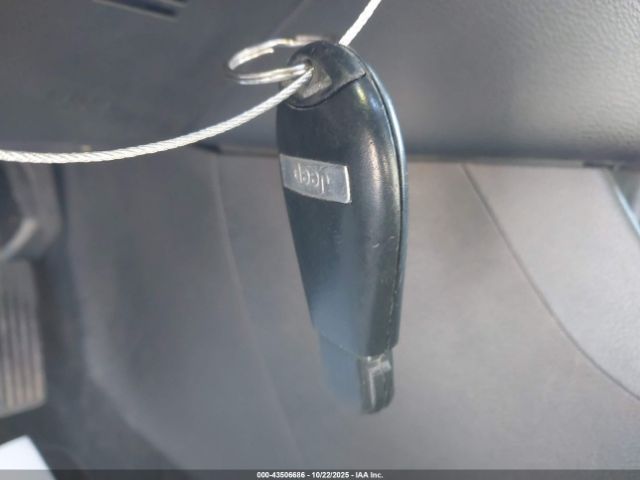 2018 JEEP CHEROKEE 1C4PJLCX2JD524752 Photo 10