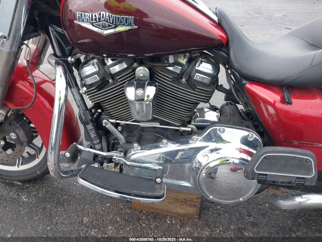 2019 HARLEY-DAVIDSON FLHR 1HD1FBC13KB670859 Photo 8