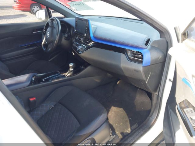 2020 TOYOTA C-HR JTNKHMBX0L1063905 Photo 4