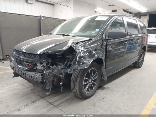 Dodge Grand Caravan Se Plus 2018 2C4RDGBG2JR222447 Image 2