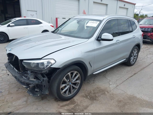 2019 BMW X3 5UXTR9C56KLD99174 Photo 1