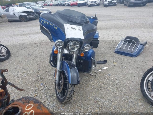 2022 HARLEY-DAVIDSON FLHTK 1HD1KEF10NB627383 Photo 4