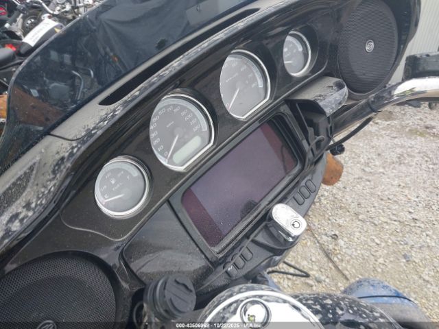 2022 HARLEY-DAVIDSON FLHTK 1HD1KEF10NB627383 Photo 6