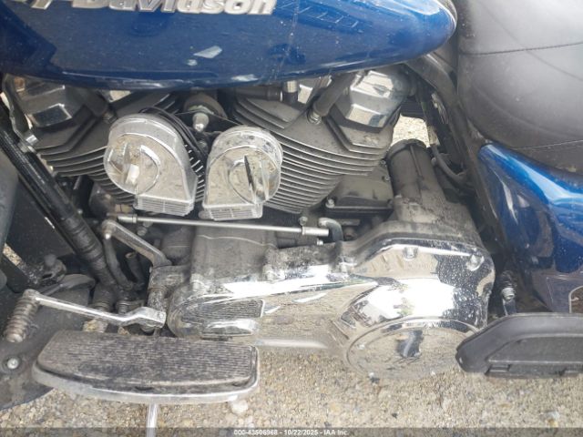 2022 HARLEY-DAVIDSON FLHTK 1HD1KEF10NB627383 Photo 8