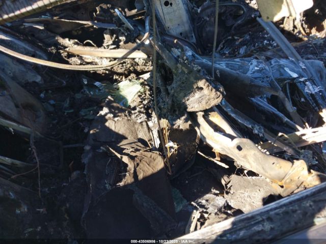 2012 BMW 550I WBAFR9C5XCDV58315 Photo 7