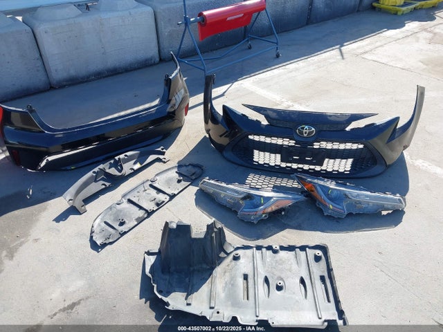 2020 Toyota Corolla Le მანქანა იყიდება აუქციონზე, vin: 5YFEPRAE1LP107553, აუქციონის ნომერი: 43507002