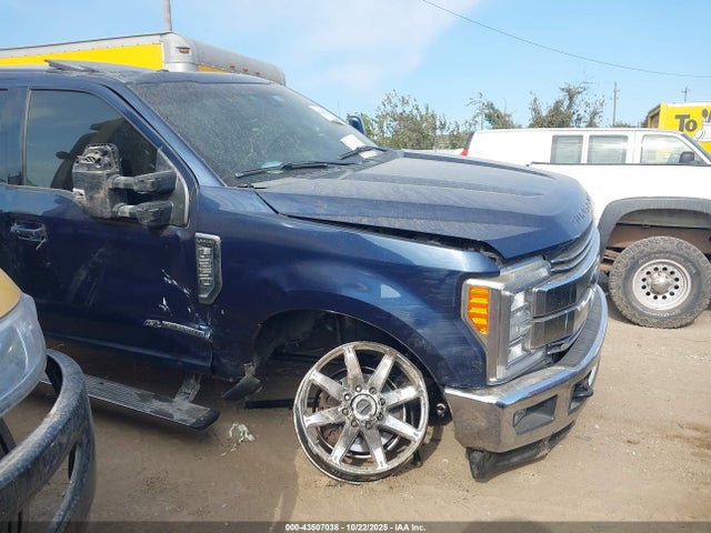 2018 Ford F-250 Lariat მანქანა იყიდება აუქციონზე, vin: 1FT7W2BT6JEB18042, აუქციონის ნომერი: 43507038