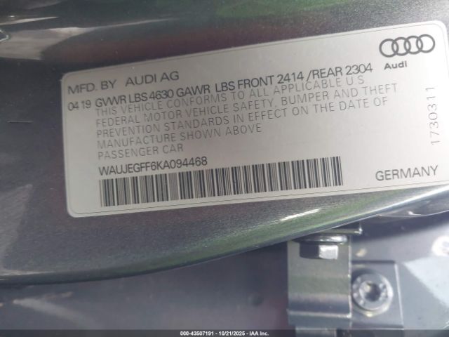 2019 AUDI A3 WAUJEGFF6KA094468 Photo 8