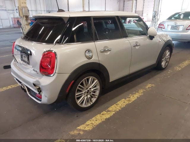 2016 MINI HARDTOP WMWXU3C58G2D30219 Photo 3