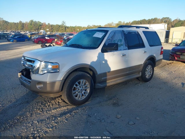 Ford Expedition Xlt 2014 1FMJU1H55EEF22353 Image 2