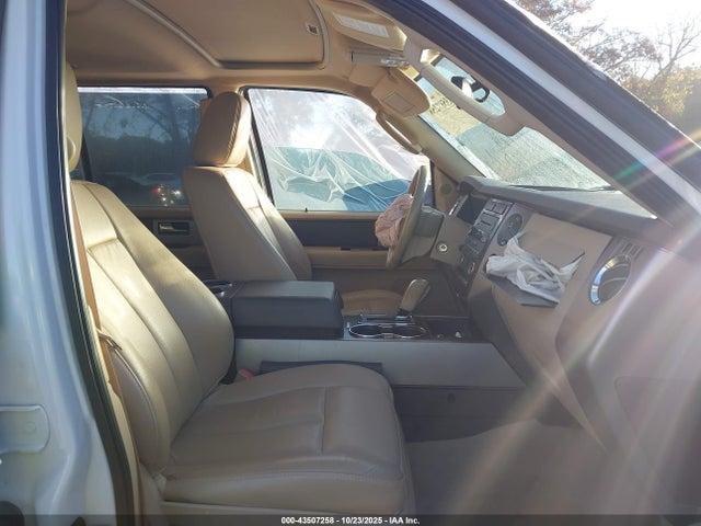 Ford Expedition Xlt 2014 1FMJU1H55EEF22353 Image 5