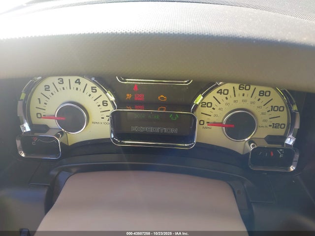 Ford Expedition Xlt 2014 1FMJU1H55EEF22353 Image 7