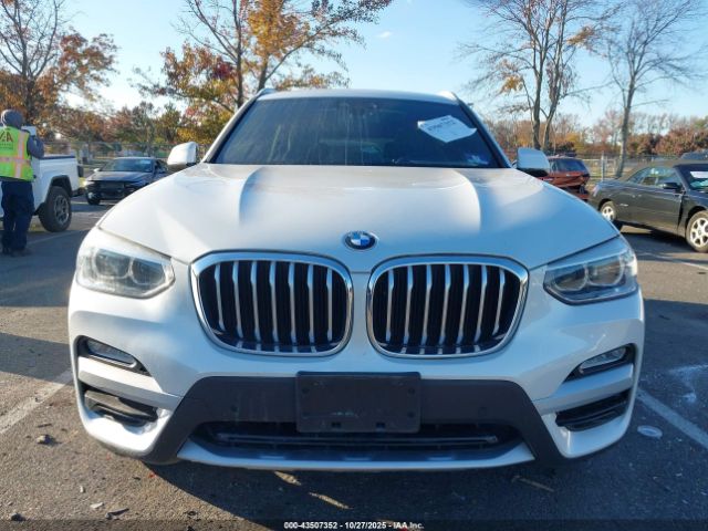 2019 BMW X3 5UXTR9C53KLP84852 Photo 5