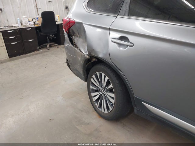 Продажа на аукционе авто 2019 Mitsubishi Outlander Sel, vin: JA4AZ3A39KZ022544, номер лота: 43507381