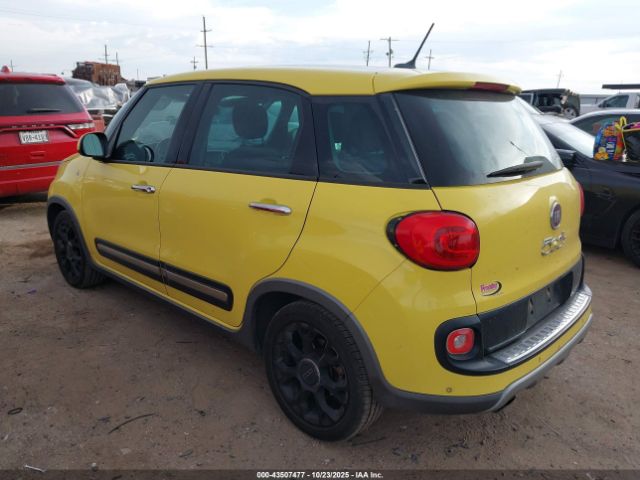 2015 FIAT 500L ZFBCFADHXFZ033516 Photo 2
