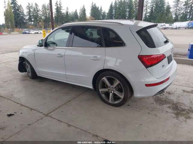 2014 AUDI Q5 WA1DGAFP2EA058775 Photo 2