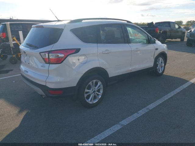 2017 FORD ESCAPE 1FMCU0GD1HUD17912 Photo 3