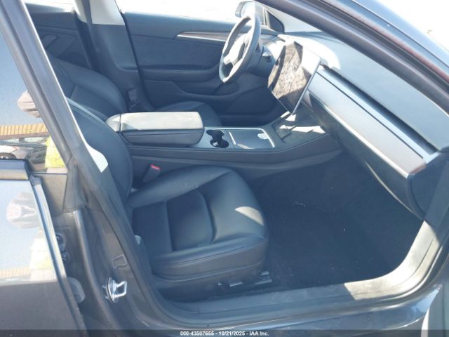 2023 TESLA MODEL 3 5YJ3E1EB2PF693549 Photo 4