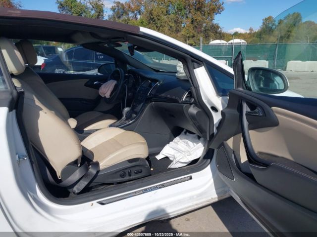 2018 BUICK CASCADA W04WH3N5XJG048343 Photo 4