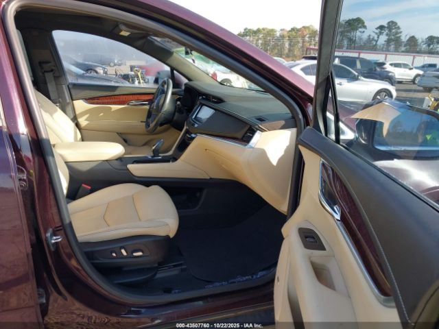 2018 CADILLAC XT5 1GYKNCRS4JZ203691 Photo 4