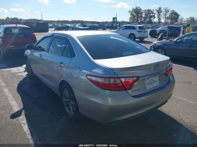 2015 TOYOTA CAMRY 4T1BF1FKXFU910130 Photo 2