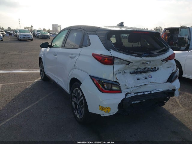 2022 HYUNDAI KONA ELECTRIC KM8K23AG3NU152642 Photo 2