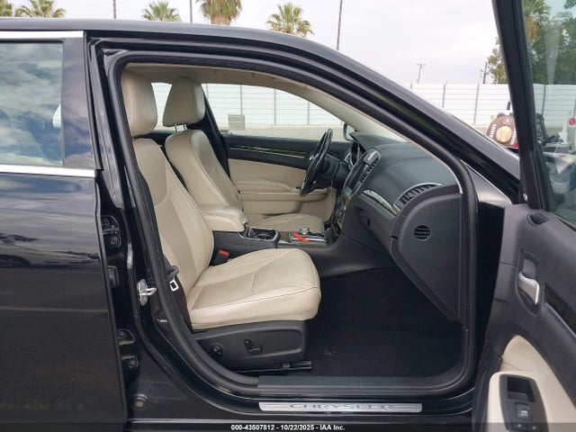 Chrysler 300C 2015 2C3CCAEG4FH766161 Image 5