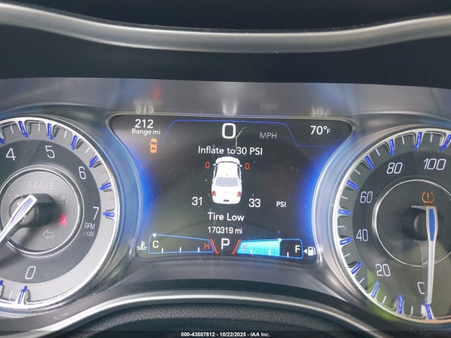 Chrysler 300C 2015 2C3CCAEG4FH766161 Image 7