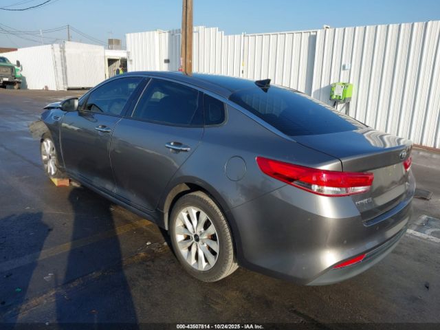 2018 KIA OPTIMA 5XXGU4L3XJG245548 Photo 2