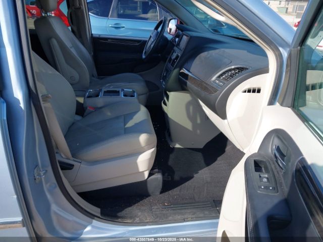 2013 CHRYSLER TOWN & COUNTRY 2C4RC1BGXDR540773 Photo 4